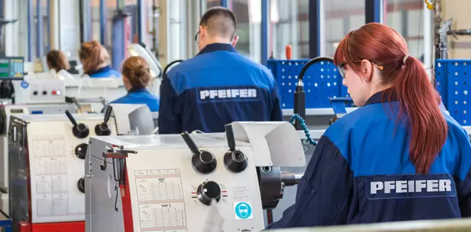 PFEIFER_Verantwortung_Mitarbeiter_P-fc
