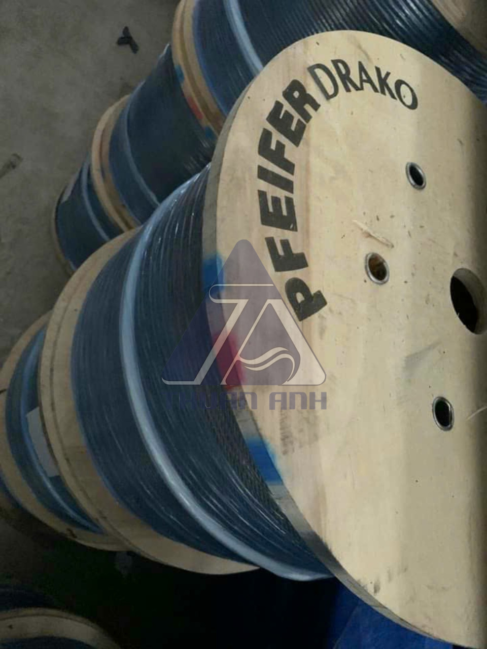 Steel cable Drako 8x19(S) fiber core (FC), 8mm, 1370/1770 N/mm2