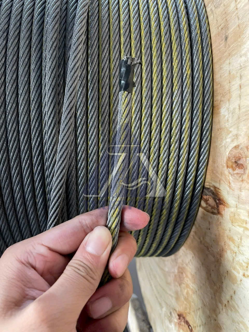Steel cable Drako 8x19(S) fiber core (FC), 8mm, 1370/1770 N/mm2